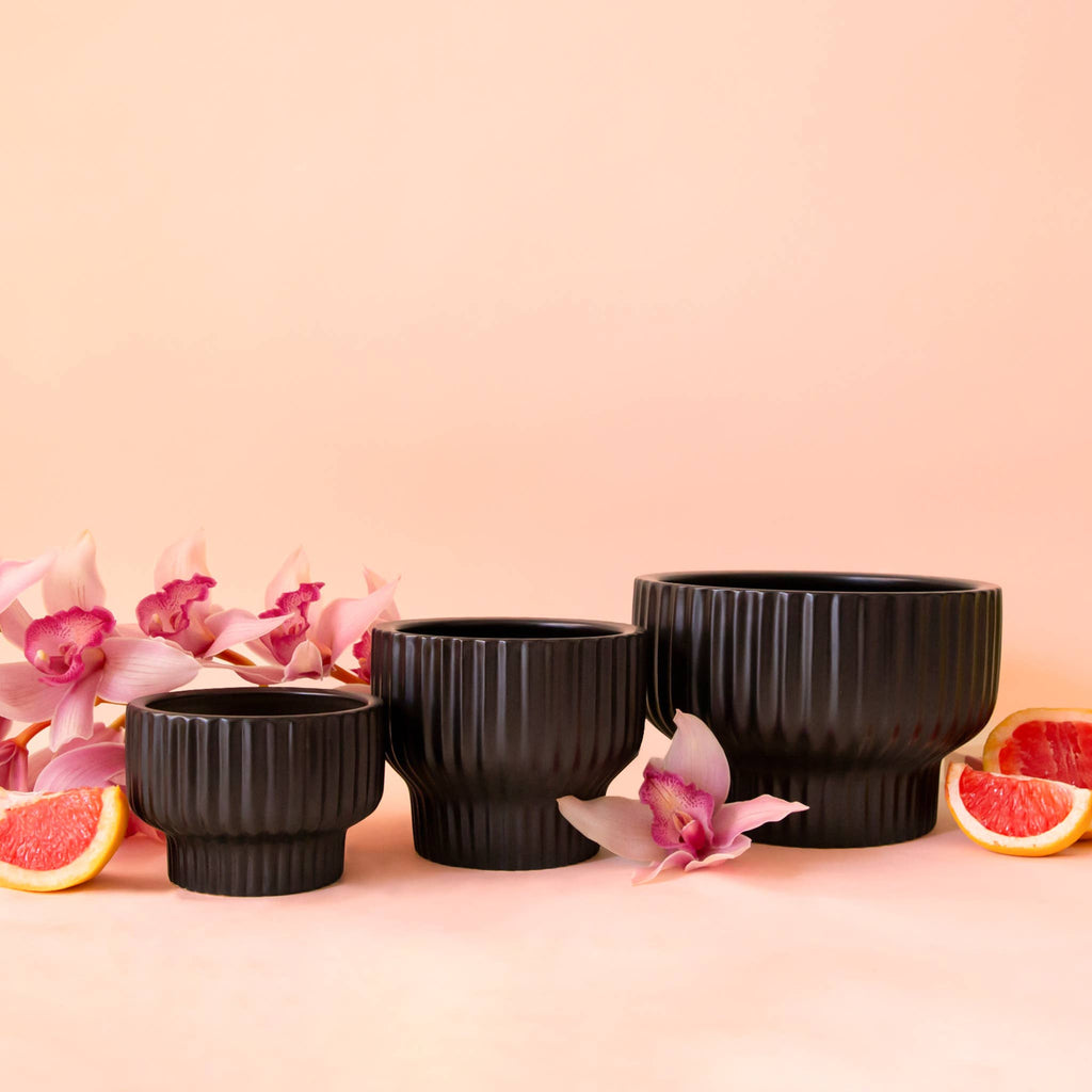 Presley Pedestal Planter | Black