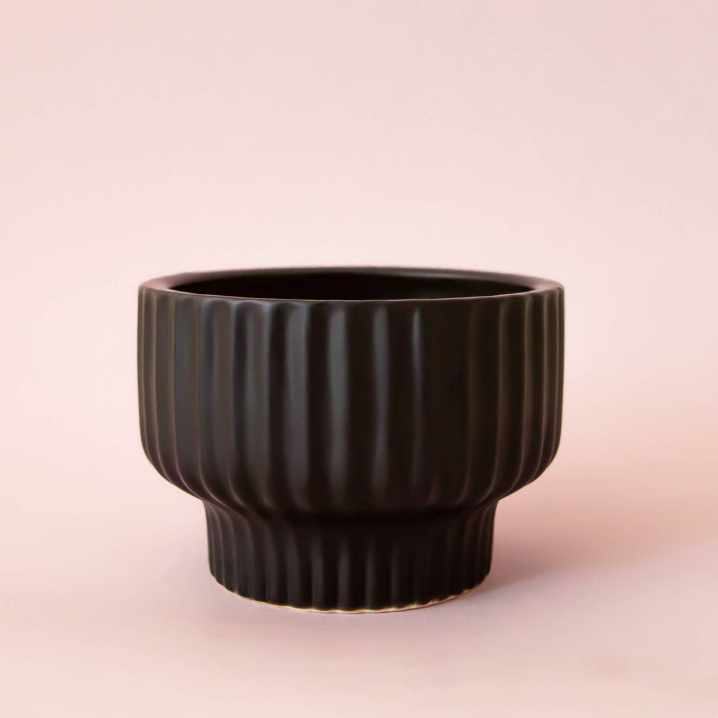 Presley Pedestal Planter | Black