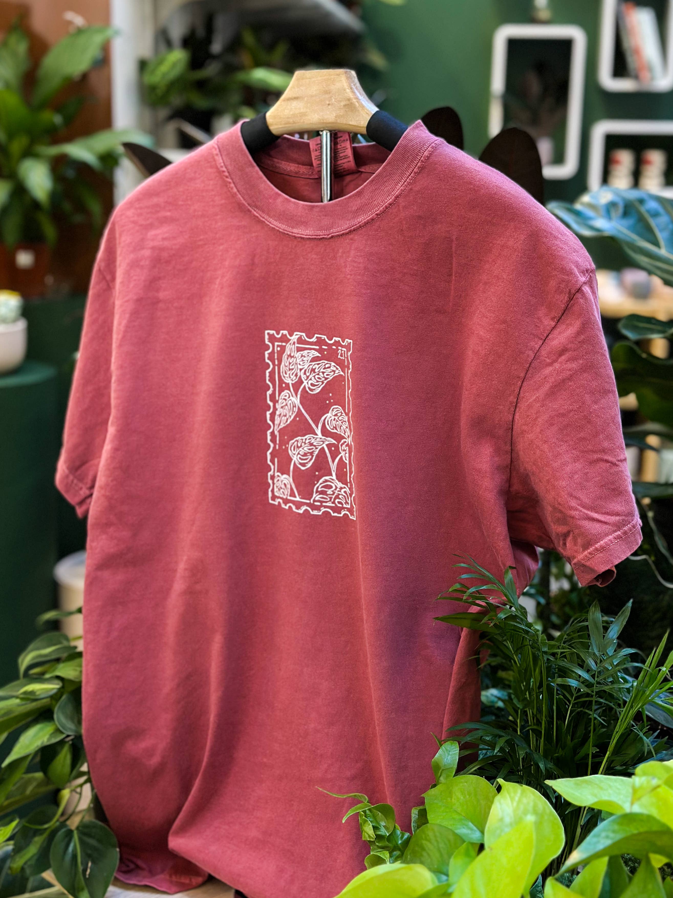 Monstera Plant Postage Stamp T-shirt Comfort - Washed Red