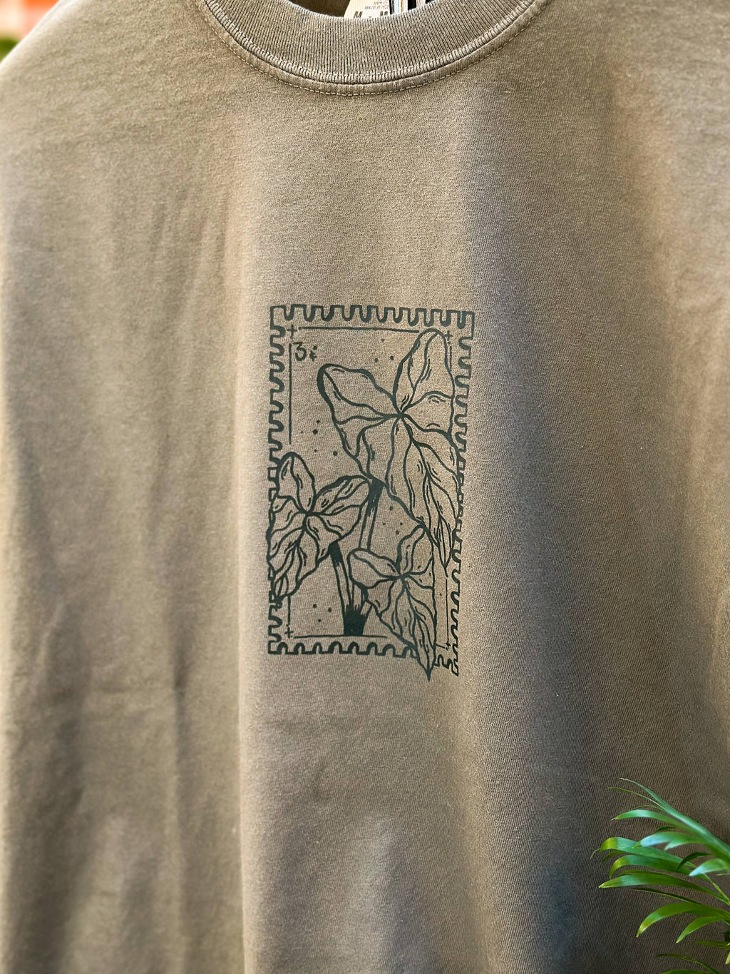 Alocasia Plant Stamp T-Shirt - Dark Green